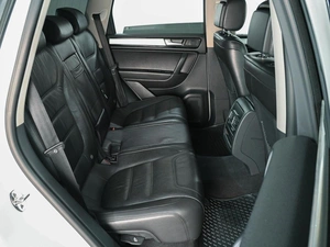 Внедорожник Volkswagen Touareg 2013 года, 2075000 рублей, Аксай