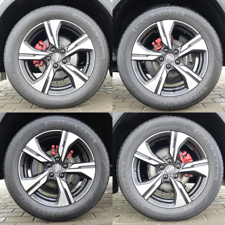 Фото