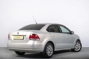 Седан Volkswagen Polo 2011 года, 769000 рублей, Томск