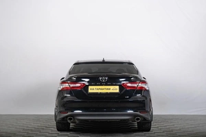 Седан Toyota Camry 2021 года, 3899000 рублей, Томск