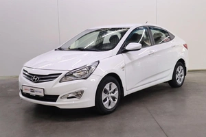 Седан Hyundai Solaris 2016 года, 985000 рублей, Брянск