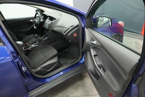 Седан Ford Focus 2015 года, 1330000 рублей, Курск