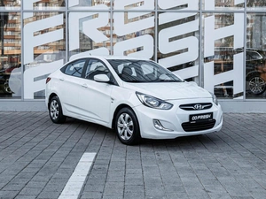 Седан Hyundai Solaris 2014 года, 998000 рублей, Ставрополь