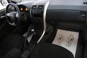 Седан Toyota Corolla 2012 года, 1229000 рублей, Омск