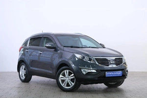 Внедорожник Kia Sportage 2013 года, 1399000 рублей, Омск