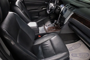 Седан Toyota Camry 2016 года, 2419000 рублей, Сургут