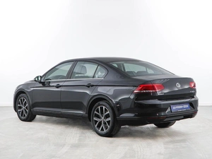 Седан Volkswagen Passat 2016 года, 1603444 рублей, Москва