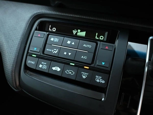 Минивэн Honda Stepwgn Spada 2019 года, 2199000 рублей, Кирилловка