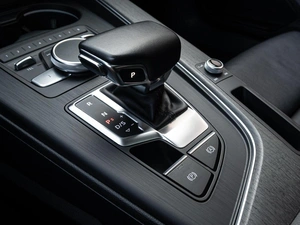 Седан Audi A4 2019 года, 2995000 рублей, Краснодар