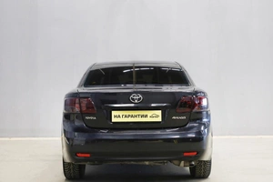 Седан Toyota Avensis 2011 года, 1329000 рублей, Новосибирск