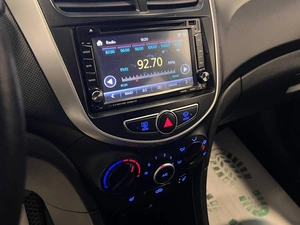 Седан Hyundai Solaris 2016 года, 769000 рублей, Красноярск