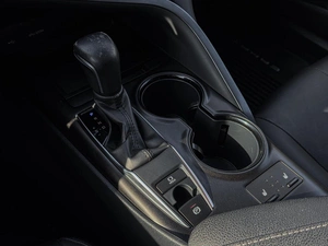 Седан Toyota Camry 2021 года, 2890000 рублей, Волгоград