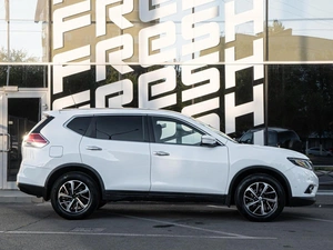Внедорожник Nissan X-Trail 2016 года, 1330000 рублей, Волгоград