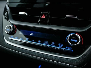 Хетчбэк Toyota Corolla 2021 года, 2050000 рублей, Красноярск