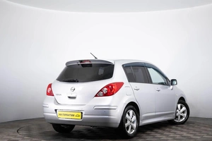 Хетчбэк Nissan Tiida 2013 года, 899000 рублей, Пермь