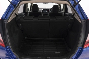 Хетчбэк Honda Fit 2013 года, 1069000 рублей, Красноярск