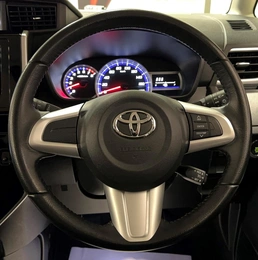 Минивэн Toyota Roomy 2019 года, 1088000 рублей, Красноярск