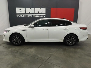 Седан Kia Optima 2017 года, 2120000 рублей, Курск