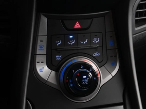 Седан Hyundai Elantra 2012 года, 1249000 рублей, Тюмень