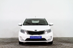 Хетчбэк Kia Rio 2013 года, 899000 рублей, Сургут