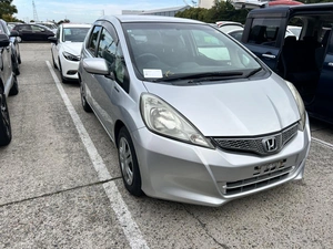 Хетчбэк Honda Fit 2012 года, 649000 рублей, Красноярск