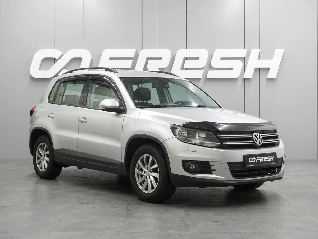 Внедорожник Volkswagen Tiguan 2011 года, 1064000 рублей, Воронеж