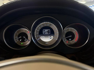 Седан Mercedes-benz CLS-класс 2012 года, 2498999 рублей, Москва