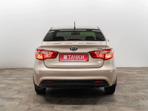 Седан Kia Rio 2012 года, 800000 рублей, Красноярск