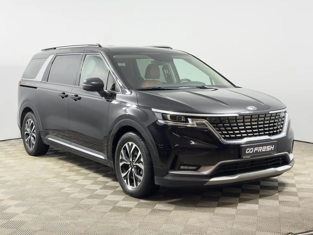 Минивэн Kia Carnival 2021 года, 3669900 рублей, Казань