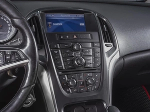 Седан Opel Astra 2013 года, 1064000 рублей, Ростов-на-Дону