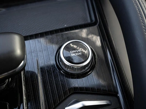 Внедорожник Geely Monjaro 2023 года, 2995000 рублей, Краснодар