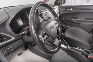 Седан Hyundai Solaris 2019 года, 1359000 рублей, Томск