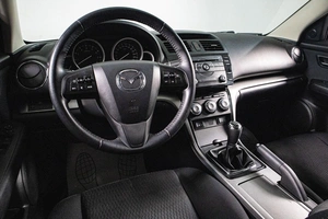 Седан Mazda 6 2012 года, 1289000 рублей, Сургут