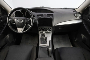 Хетчбэк Mazda 3 2010 года, 799000 рублей, Новосибирск