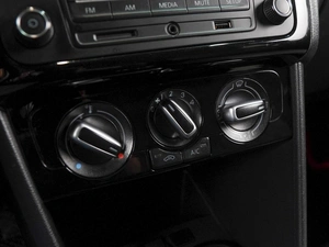 Седан Volkswagen Polo 2017 года, 950000 рублей, Волгоград