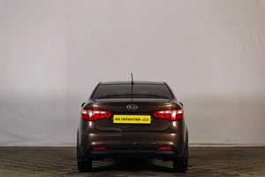 Седан Kia Rio 2014 года, 899000 рублей, Тюмень