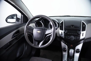 Седан Chevrolet Cruze 2014 года, 819000 рублей, Пермь