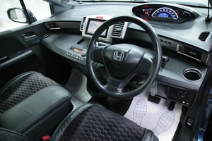 Минивэн Honda Freed 2011 года, 1058000 рублей, Солонцы