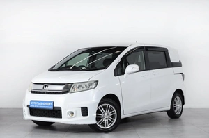 Минивэн Honda Freed 2014 года, 1299000 рублей, Новосибирск