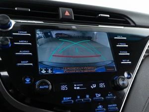Седан Toyota Camry 2018 года, 2997444 рублей, Москва