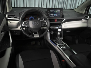 Минивэн Toyota Veloz 2023 года, 2779000 рублей, Ставрополь