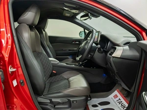 Внедорожник Toyota C-HR 2019 года, 2050000 рублей, Красноярск