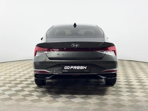 Седан Hyundai Elantra 2021 года, 1980200 рублей, Казань
