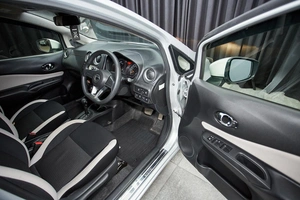 Хетчбэк Nissan Note 2020 года, 1050000 рублей, Красноярск