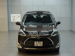 Минивэн Toyota Sienta 2020 года, 1657000 рублей, Красноярск