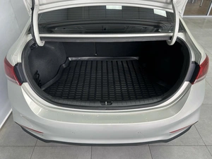 Седан Hyundai Solaris 2017 года, 1245000 рублей, Красноярск