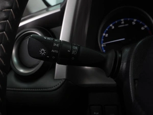 Внедорожник Toyota RAV4 2016 года, 2099000 рублей, Воронеж