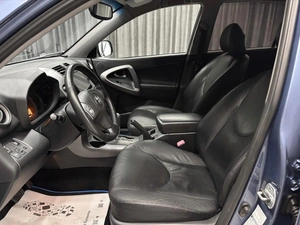 Внедорожник Toyota RAV4 2007 года, 1165000 рублей, Красноярск