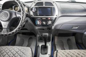 Внедорожник Toyota RAV4 2000 года, 699000 рублей, Барнаул