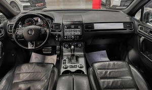 Внедорожник Volkswagen Touareg 2016 года, 2697000 рублей, Красноярск